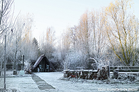 Bloemrijk natuurkampeerterrein eco-touristfarm de biezen aarle-rixtel